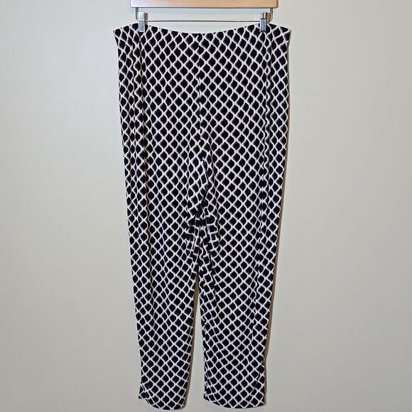 Chico's XL 16 Travelers Pull On Taper Ankle Pants Travel Stretch Geometric Print - Picture 7 of 11